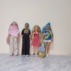 Barbies doll   lot of Barbie doll